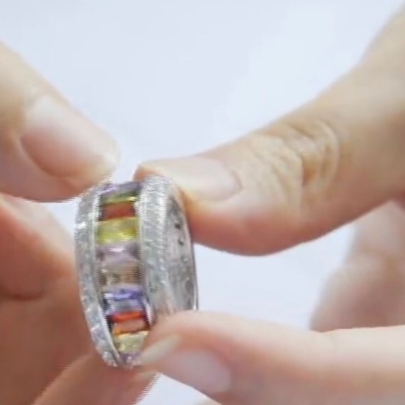 GORGEOUS Multi color gem stone Ring - Picture 3 of 6